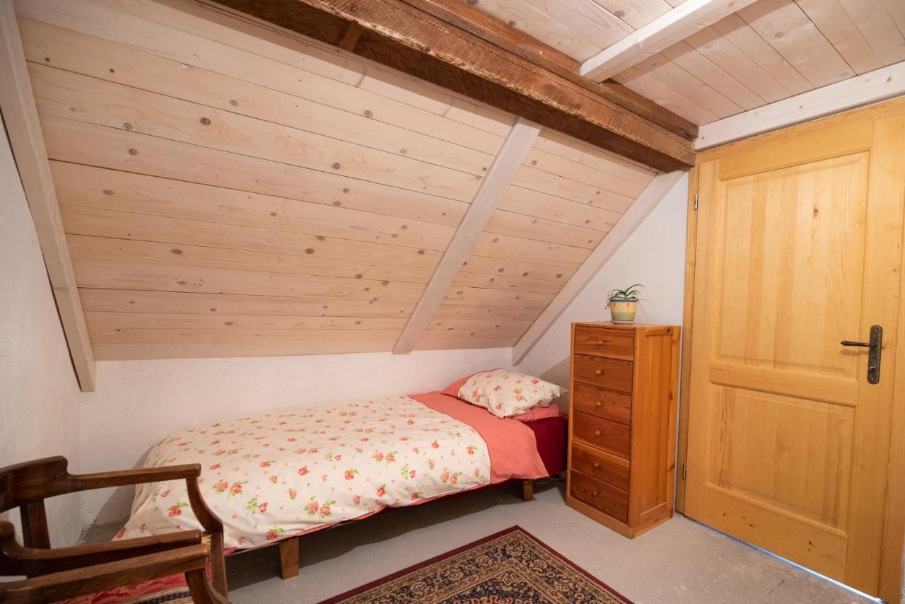 Wild Flower Cottage In Trenta Eksteriør billede